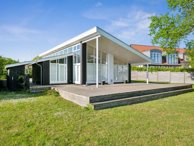Kirkebakken 2