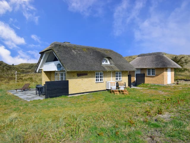 Vedersø Klitvej 11