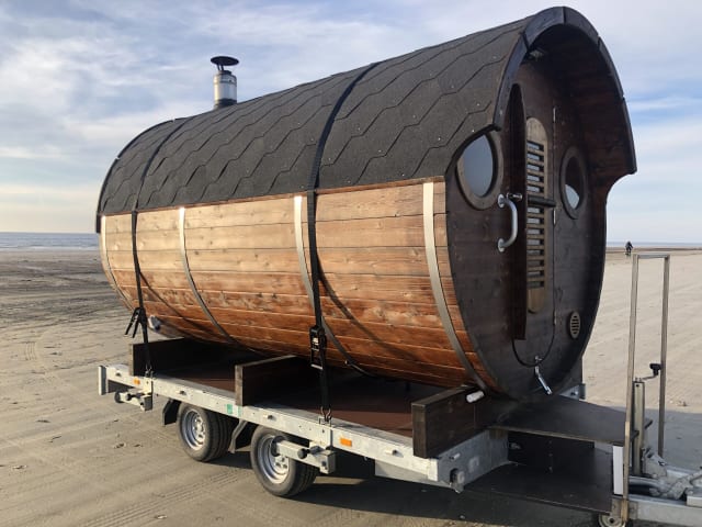{
  "text": "Sauna",
  "heading": "h4"
}