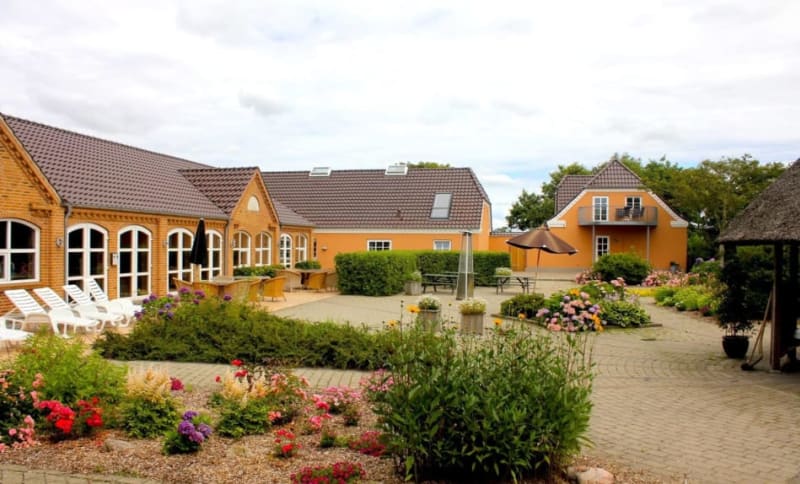 sommerhus til firmaarrangement.jpg