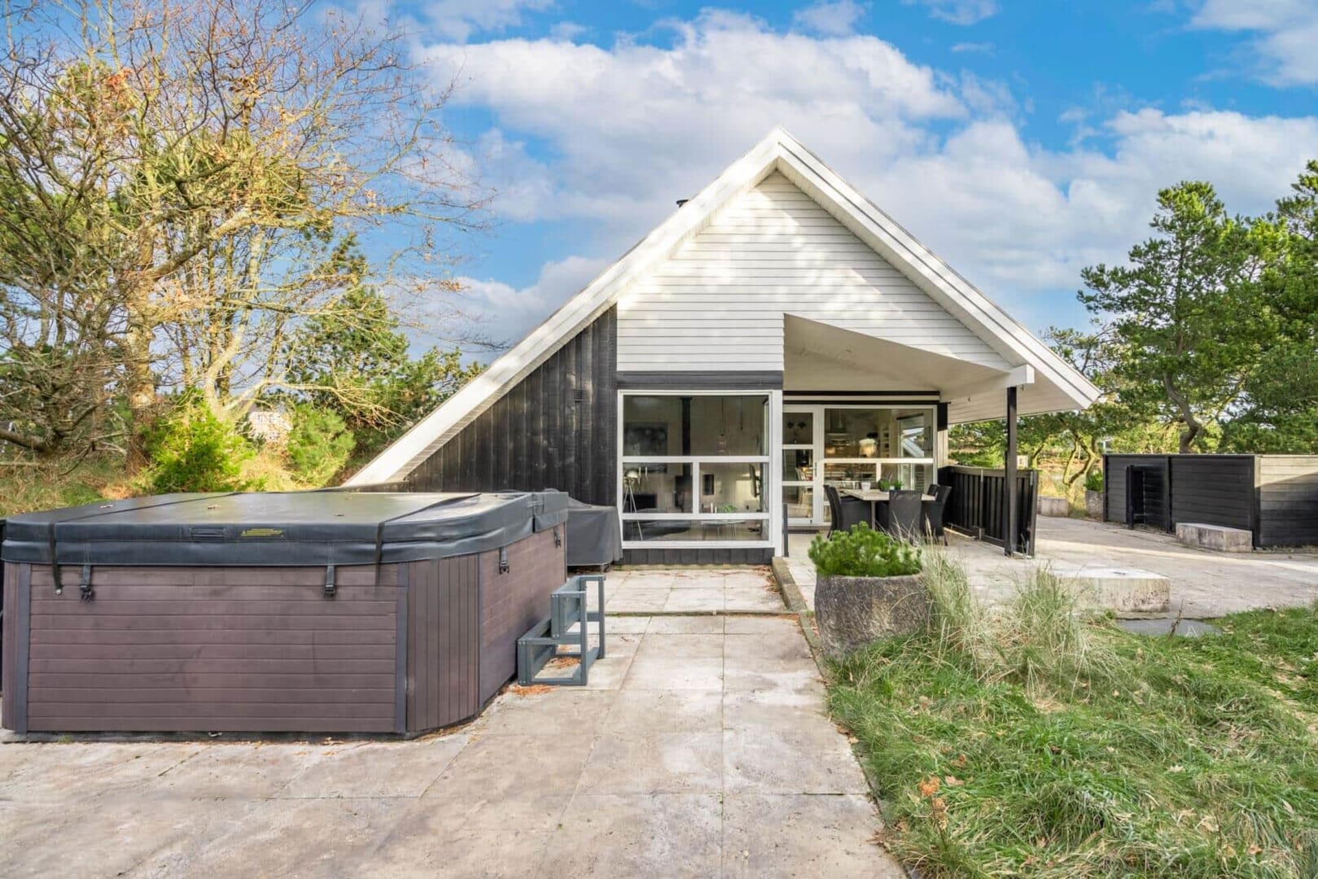 Sommerhus udlejes på Porsevej 22 i Henne Strand